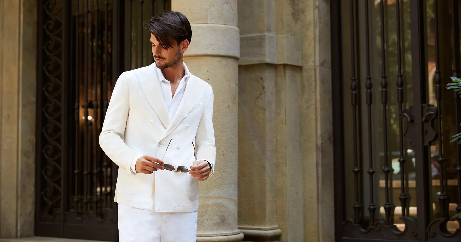 SUMMER IN THE OFFICE: BEST SELECTION OF MEN'S OUTFITS TO SURVIVE THE HOT WEATHER